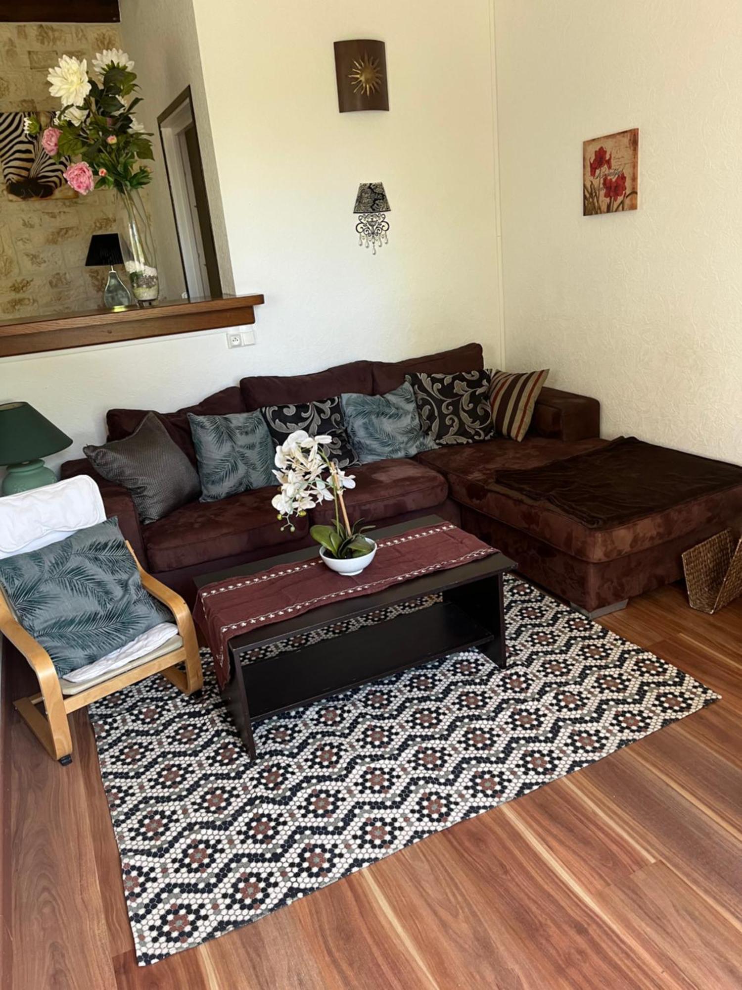 Charmant Logement Entier A La Campagne Sencenac-Puy-de-Fourches Extérieur photo