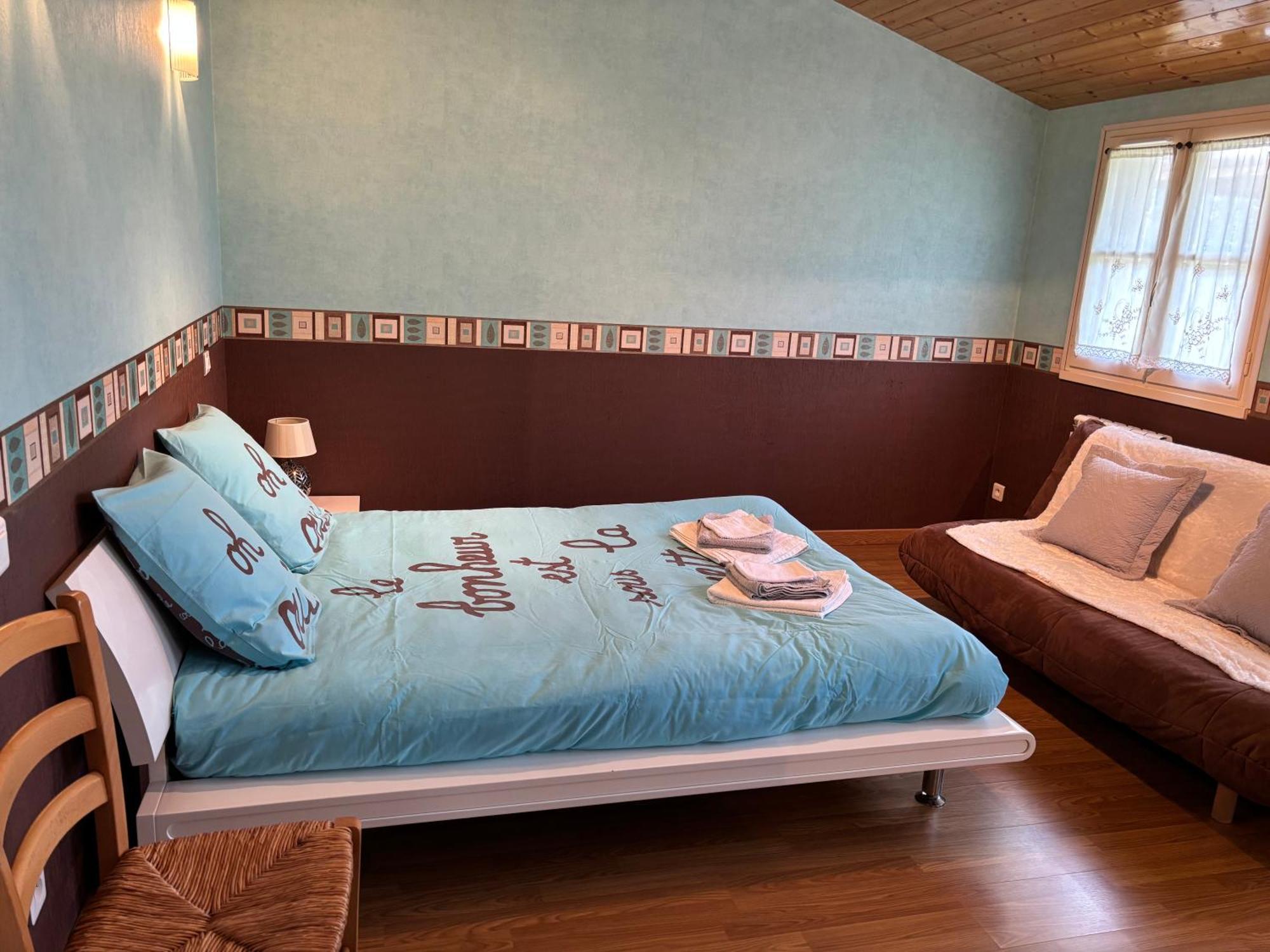 Charmant Logement Entier A La Campagne Sencenac-Puy-de-Fourches Extérieur photo